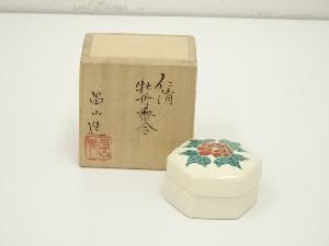 京焼　加藤昌山造　仁清牡丹香合（共箱）